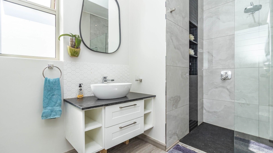 4 Bedroom Property for Sale in Berghof Western Cape